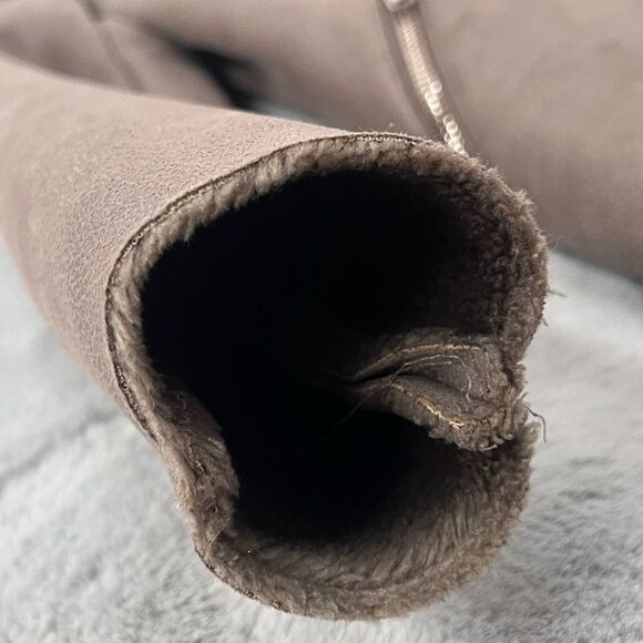 EUC Goosecraft Gallery Women's Gray Faux Fur Collar Jacket Size Small Gallery048 - Picture 5 of 13